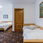 阿尔卑旅馆 招待所 布莱德