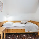 阿尔卑旅馆 招待所