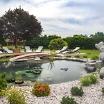 阿尔卑旅馆 招待所