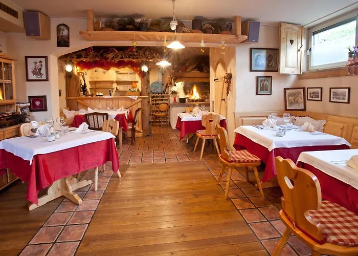 Alp Πανσιόν 3*