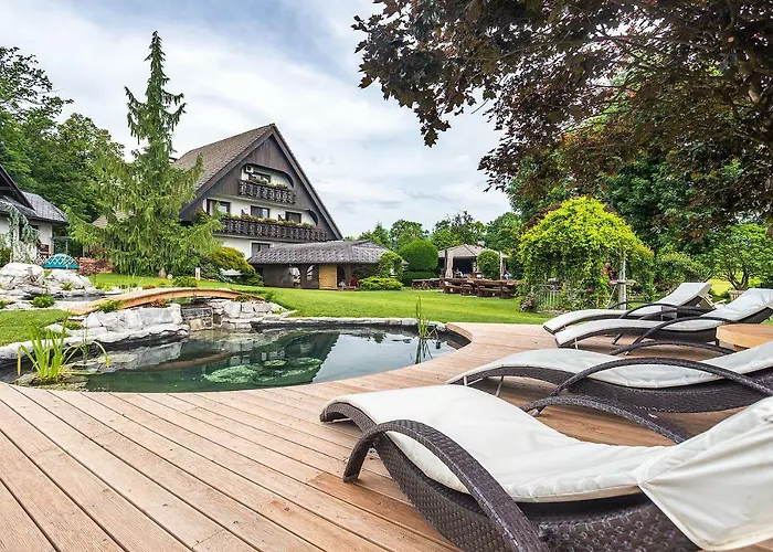 Alp Πανσιόν 3*